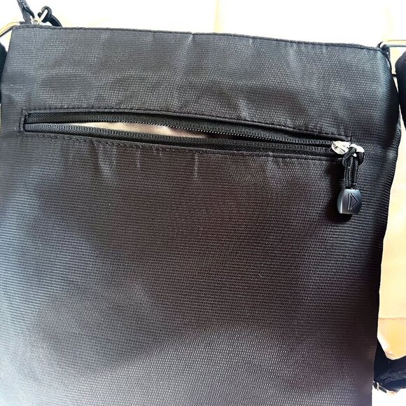 ETA Everyday Travel Adventure Crossbody Handbag Purse Many Pockets - Picture 11 of 12